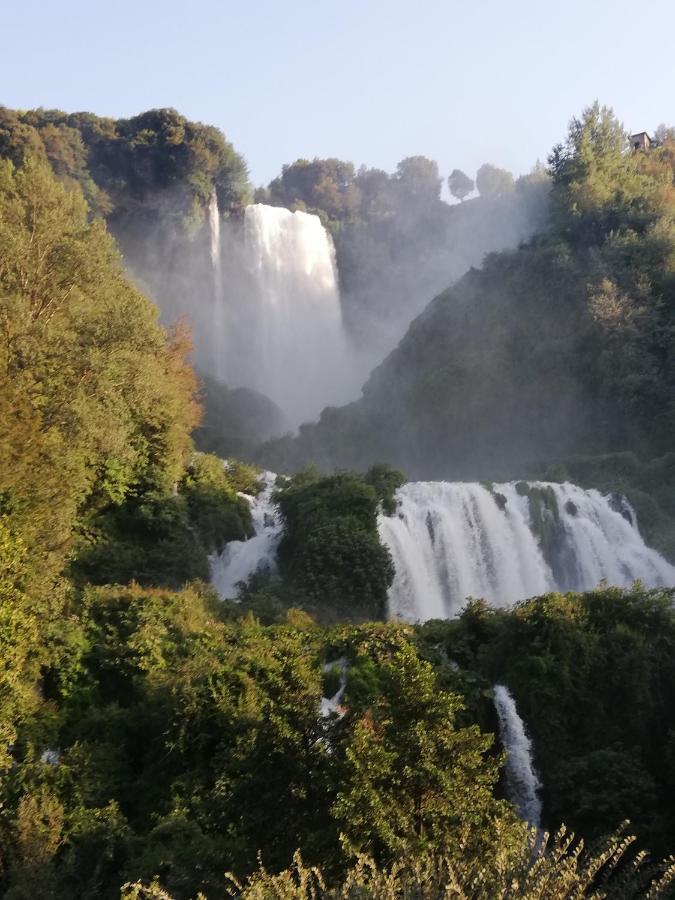 Vacanze da Tiffany - Marmore falls Terni Esterno foto