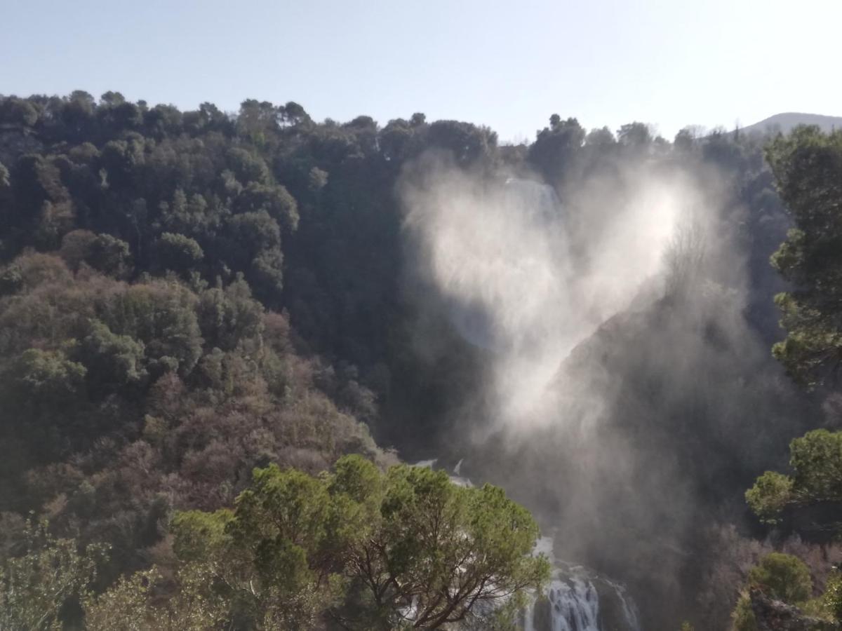 Vacanze da Tiffany - Marmore falls Terni Esterno foto